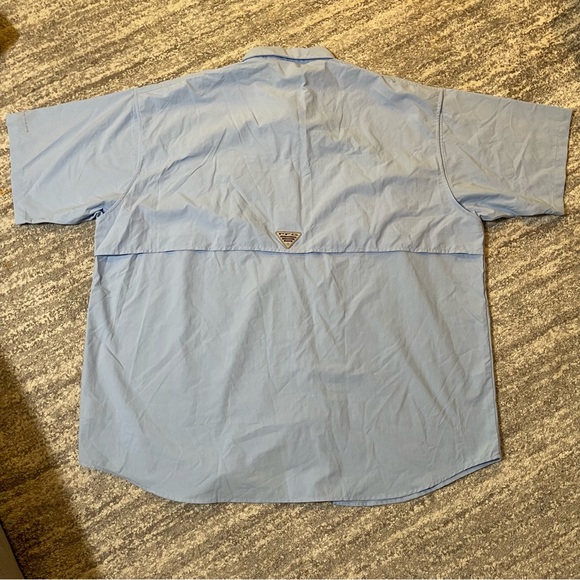 MEN’S COLUMBIA BUTTON DOWN - Picture 6 of 6